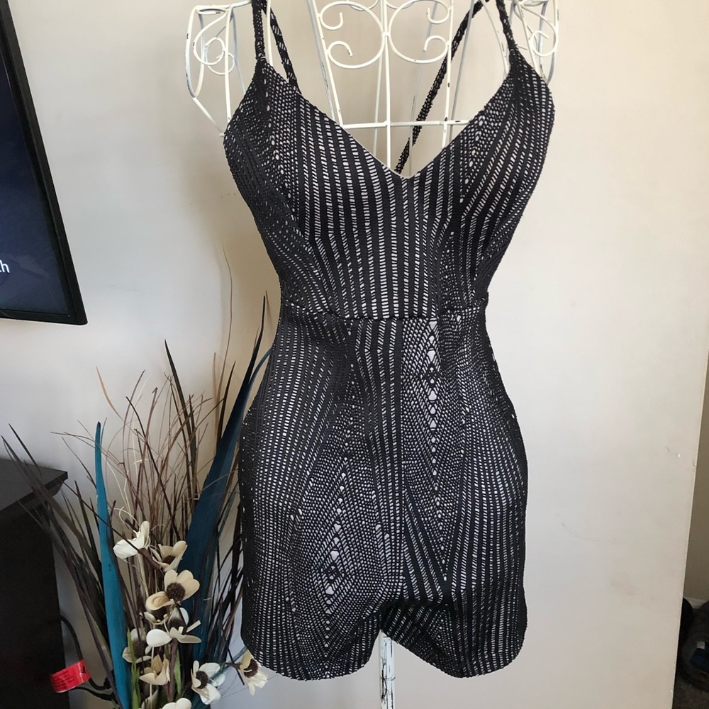 Women’s Boutique Sz Large Fitted Jumper